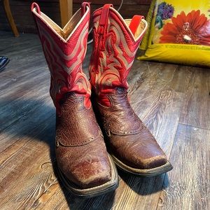 Tony Lama Brown square toe boots!! Mens 11.5 D upper reds!! Beautiful stitching!